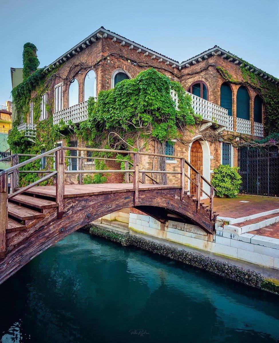 AmazingView56's tweet photo. Italy 🇮🇹 https://t.co/79t7stFYvT