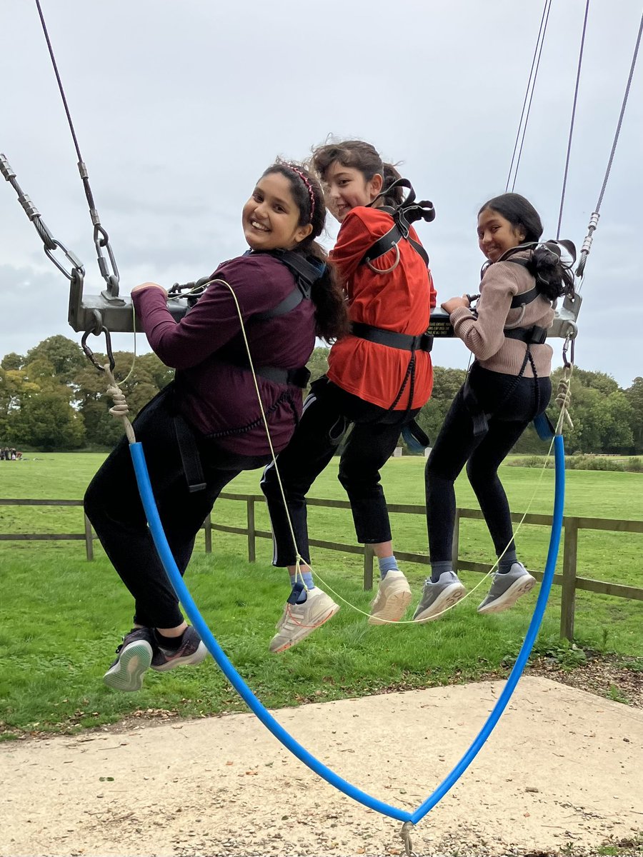LEH_Trips's tweet photo. Fee-fi-fo-fun…. #giantswing https://t.co/xrRKlVJKXz
