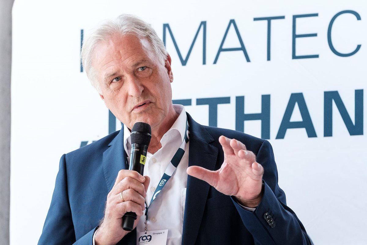 "Der bei der Methan-Spaltung anfallende feste #Kohlenstoff eröffnet vielfältige neue #Einsatzmöglichkeiten und #Forschungsfelder insbesondere für die nachhaltige Land- und Forstwirtschaft", zeigt sich Peter Moser, designierter Rektor der Montanuniversität Leoben begeistert.