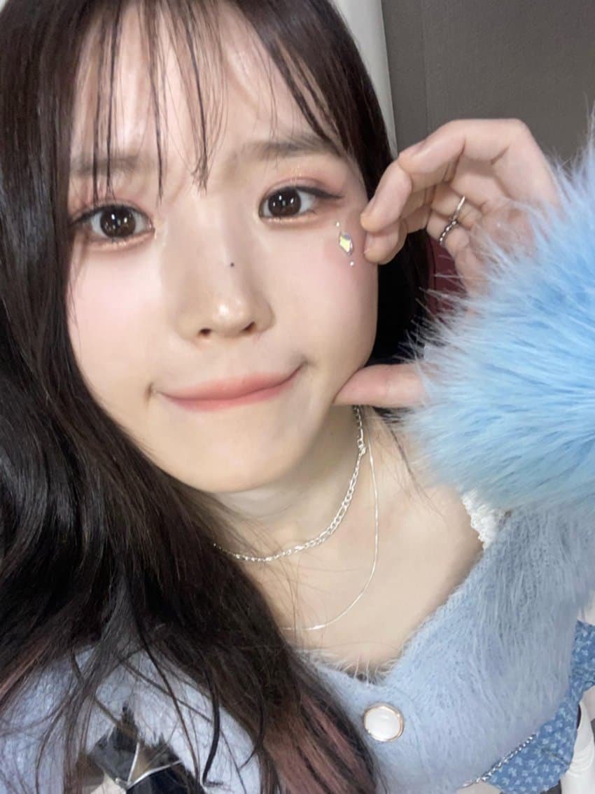 naggondae's tweet photo. 하염없이기다린빵탄절
#한가위_보름달보다_빛날_하영
빵탄절엔송하영뿐이야 https://t.co/6FKGRRVqQ1