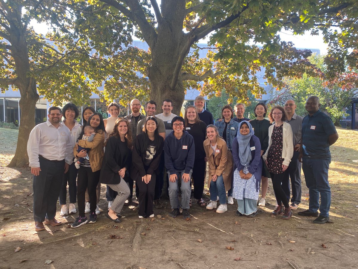 THANK YOU to everyone who attended our Welcome Event! We look forward to another year of collaborative research as we strive to engage in innovative approaches to #assessment, #evaluation, & #knowledgemobilization 🤗 REMINDER: SSHRC Proposal Session on OCT 3! More details to come