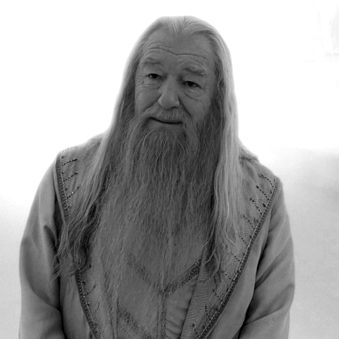 telecine's tweet photo. Descanse em paz Michael Gambon!

O ator que viveu tantos personagens icônicos, incluindo o eterno Dumbledore, nos deixou hoje. https://t.co/msqMq5j3cZ