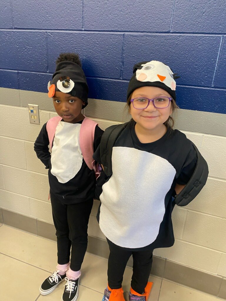 happyimeveryday's tweet photo. Our @STMathTX Launch Day was so successful!! We are ready to learn with Jiji! @duryeaschool @cfisdmath @TASSNEWTON https://t.co/GosXJvPMBX