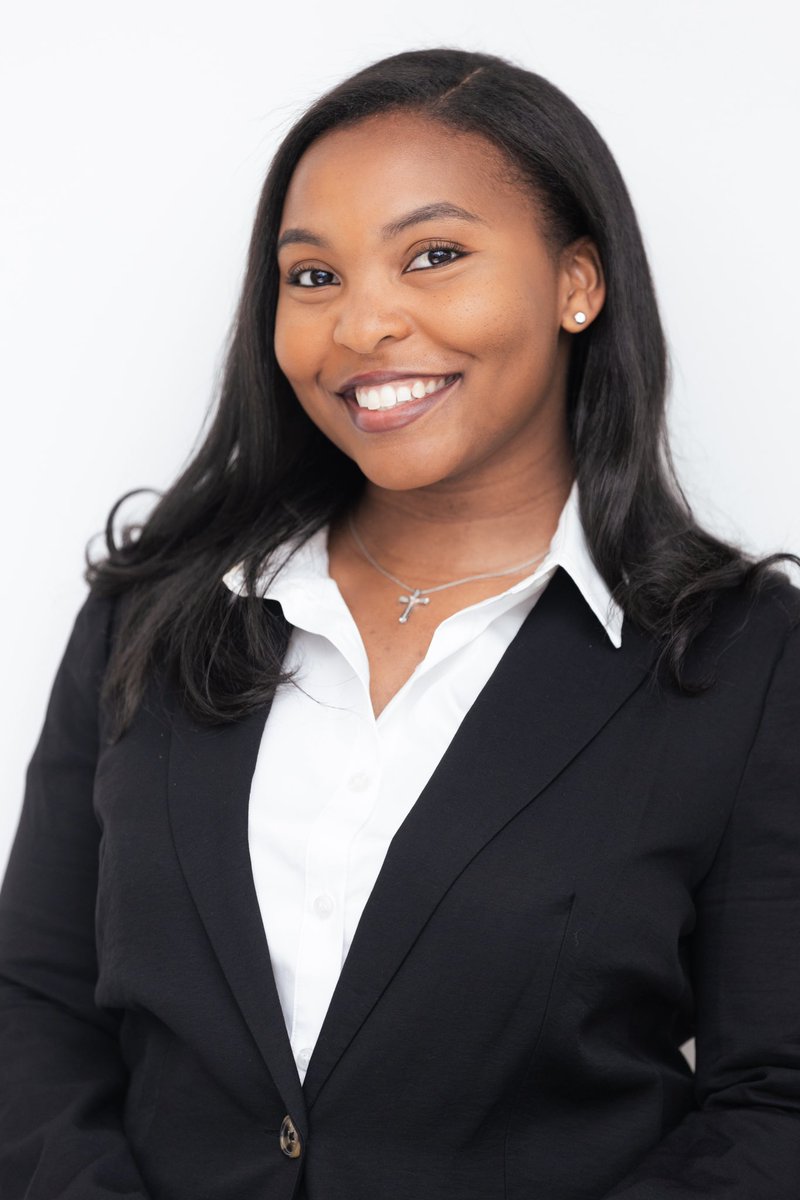 Maya Holmes tweet media