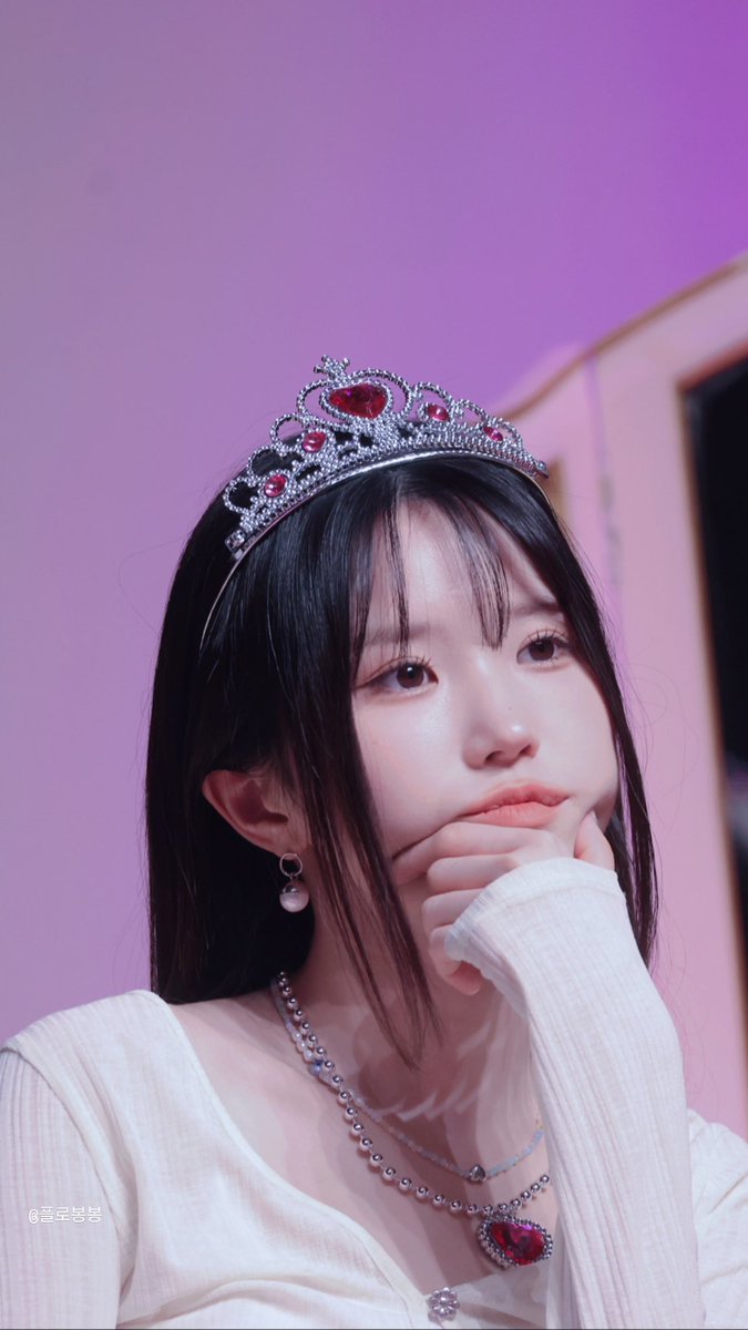 moonbabyflover's tweet photo. May all your wishes come true on this special day because you deserve everything for all the hard work you have done over the years 🎂❤️

#Happy_Hayoung_Day
#송하영 #SongHayoung
#한가위_보름달보다_빛날_하영 https://t.co/II3G7DwIR6