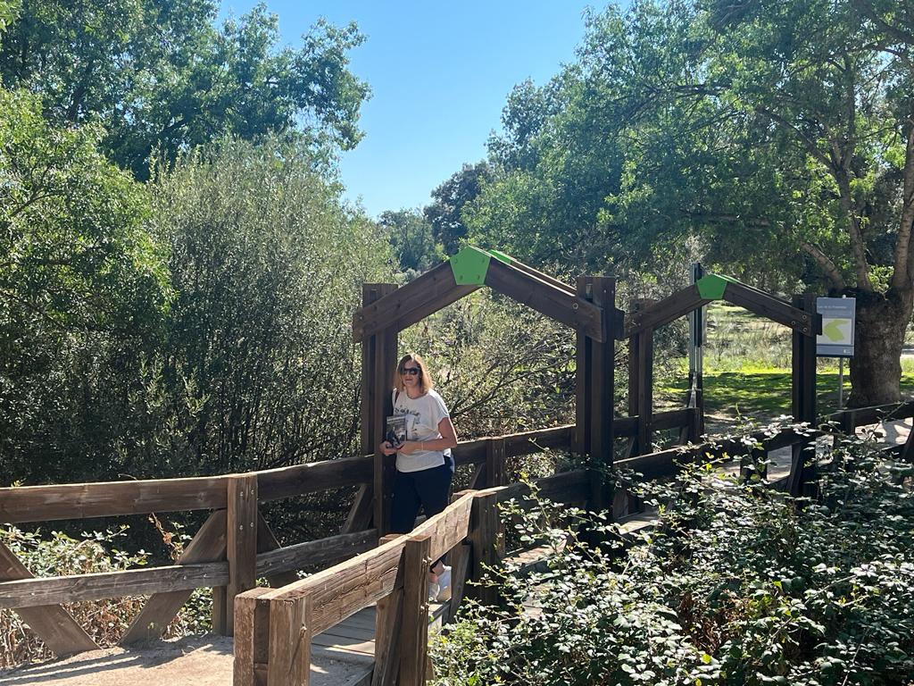 OurWaypoints's tweet photo. Folks!
Guess where our book is!

It's in Spain!

Kika "the amigurumi 🍄Queen" and our book visited two very special places in Madrid, the temple of Debod, where Kika and her husband had their first photos as a married couple, &amp; Kika's favorite forest of tranquility.

Beautiful ✨ https://t.co/1ZlKxGahwD
