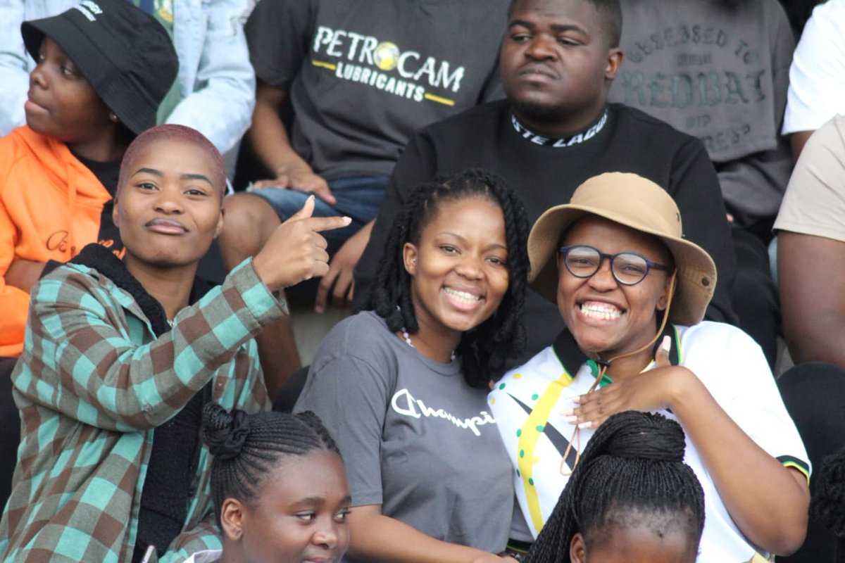 Varsity Football tweet media