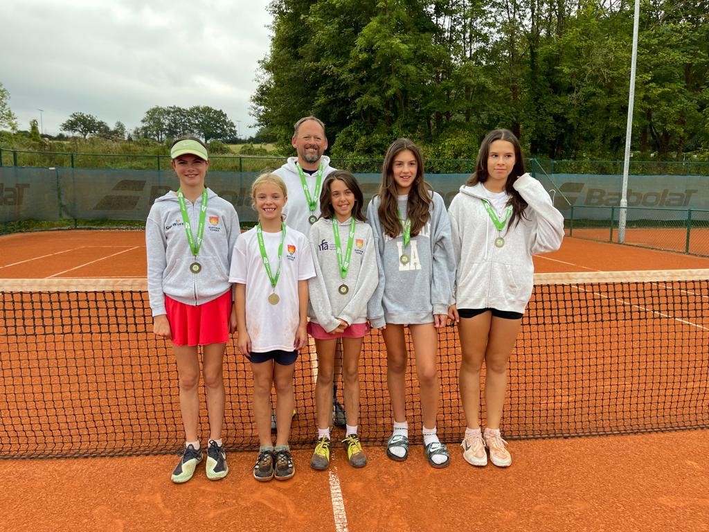 Good luck to all teams competing in this weekend's 12U #CountyCup! Do share any photos and videos of your team with us during the event! You can follow the results here - competitions.lta.org.uk/sport/draws.as…