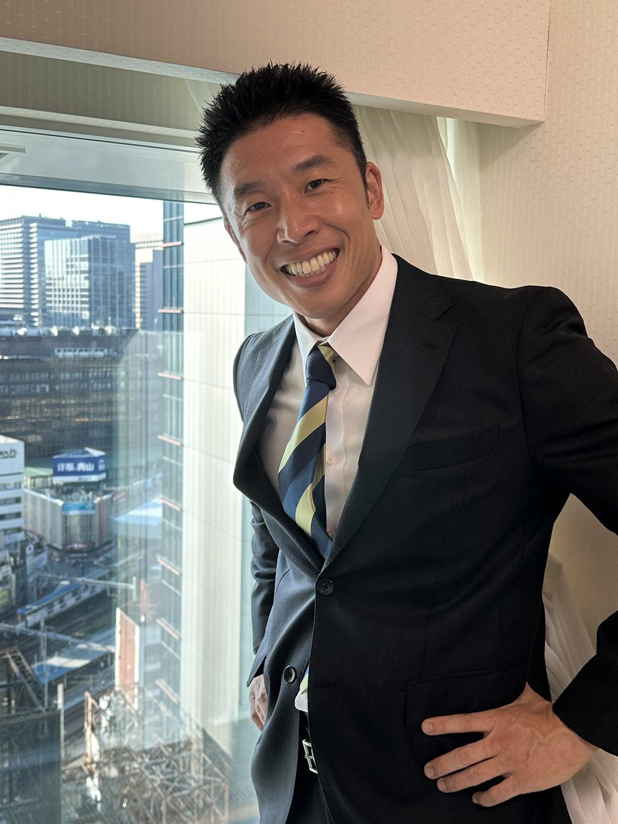 kinnikun0917's tweet photo. まもなく24時09分より、読売テレビ・日本テレビ系列地上波全国ネットにて、

なかやまきんに君主演ドラマ、
「筋トレサラリーマン 中山筋太郎」が放送されます。

是非ご覧くださいませ。

パワー
なかやまきんに君 https://t.co/NP75hl5QjL