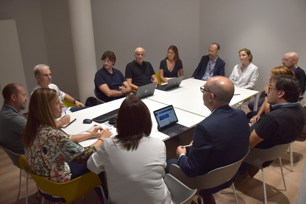 ℹ️ <a href="/Eurecat_news/">Eurecat</a> i #atlhaiamanresa desenvolupen una aplicació digital que fa seguiment de pacients crònics i utilitza la #IA per a fer recomanacions personalitzades en l’àmbit de l’atenció mèdica.

📲 Crono 360 s'ha creat en el marc del #PECTBAGESS

🔗bit.ly/3ZysxA4