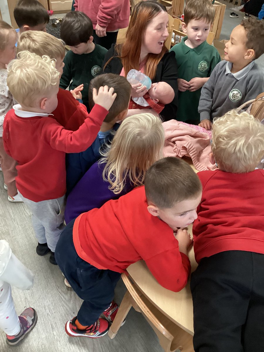 inchlairELCC's tweet photo. Debbie and baby Lydia popped in for a visit today, we were all so excited to see them 🥰 “it’s Lydia” said A. “She’s so cute” says H. “Aww” says S. 💗 #unityandconnectedness #relationshipsmatter https://t.co/t8ElvfRg55