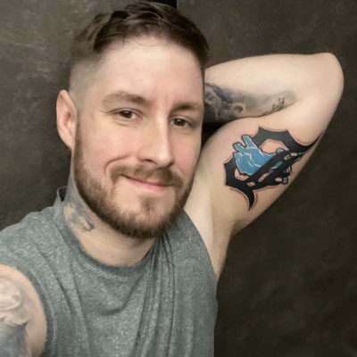 WolfxSwervo's tweet photo. #NewProfilePic #DetroitLionsForLife Always gonna Represent my teams I got Michigan Wolverines on my calf now the Lions on my left bicep 💪 https://t.co/mZNPyNkXFA