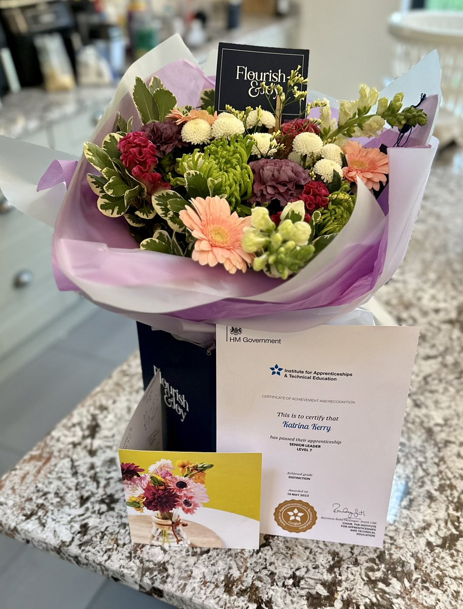Manor_HT's tweet photo. Huge thank you to @rahmaduk for being a great tutor @TheNCE_ and all my fabulous colleagues @ttct_ceo #BestYet https://t.co/AuabkFdjnt