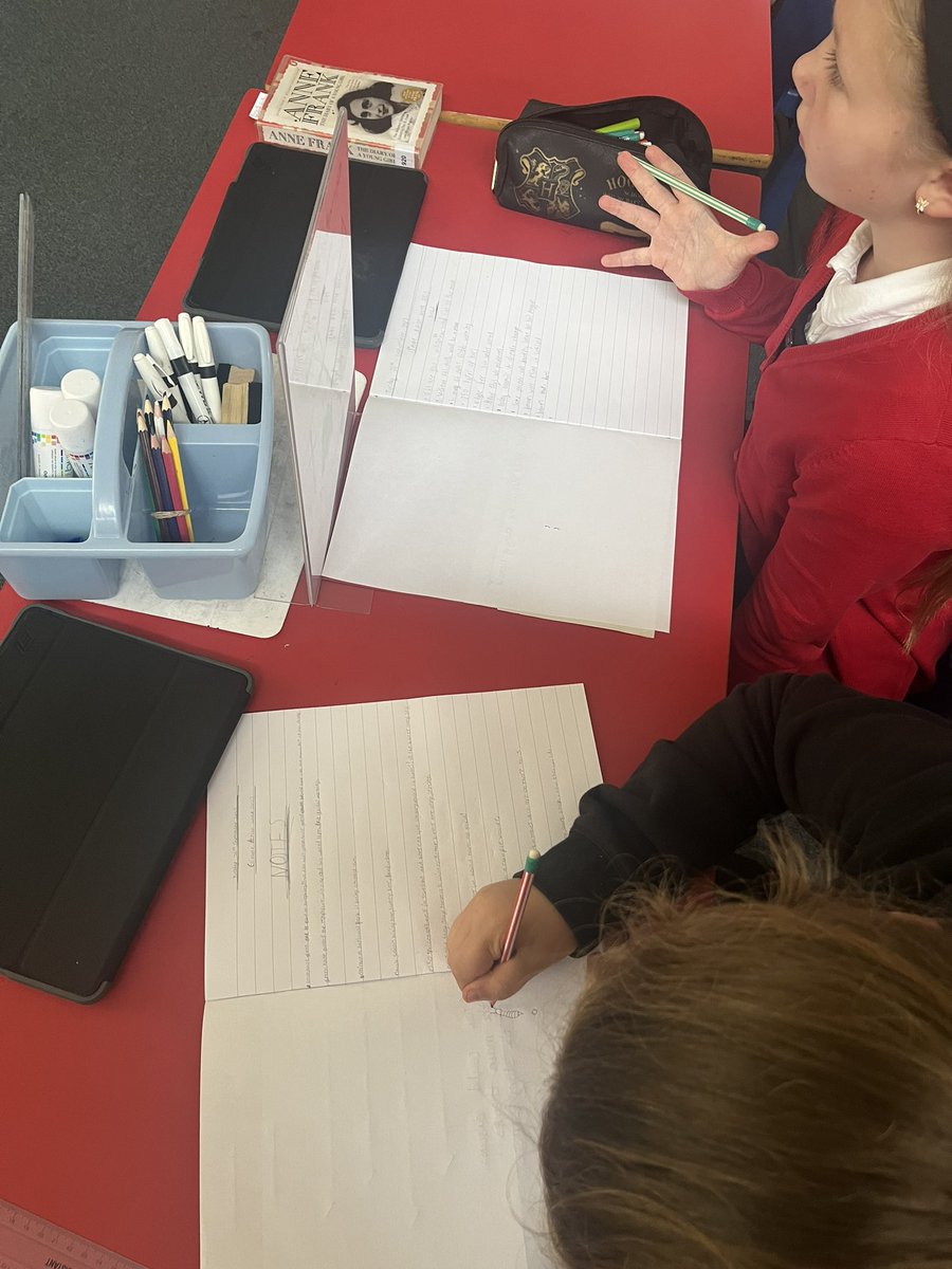 On Tuesday we watched lesson 2 of #climateactionweek hosted by @KSBScotland . We learned all about natures engineers and practiced good note taking throughout the lesson ♻️🌱💚 <a href="/eco_HPS/">Eco HPS</a>