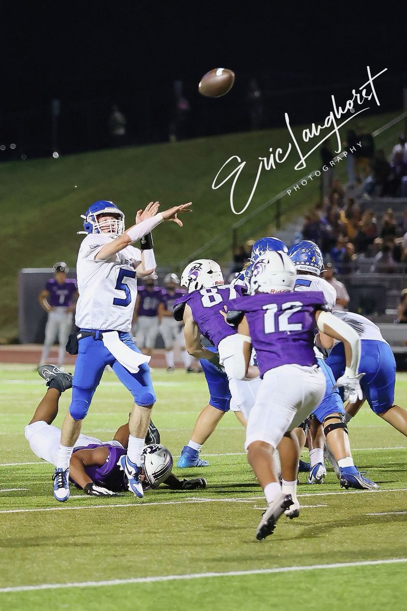 Vote for Christian Kuchta, KC Star Football Player of the Week!
Click the link below

kansascity.com/sports/high-sc…