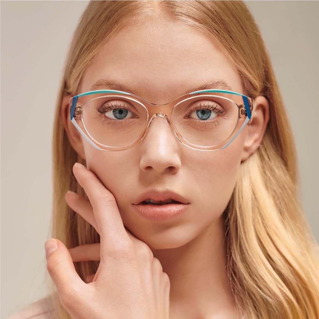 icarefv's tweet photo. In a world full of blurred lines, let your glasses be the anchor that keeps you focused on your path.
.
.
.
🌏 https://t.co/6tttuBsPQv
☎️ Text Us 952-222-3578
📍 6900 W Lake Street, St Louis Park MN 55426
👩‍⚕️ Dr. Elizabeth Johnson https://t.co/J7zJ7erByL
