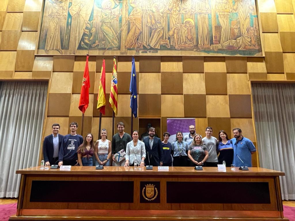 No has podido ver la Mesa de Presidentes que hicimos ayer 

Puedes ver todo lo que hablaron las asociaciones en nuestro YouTube  youtube.com/live/0d-tsCJIY…