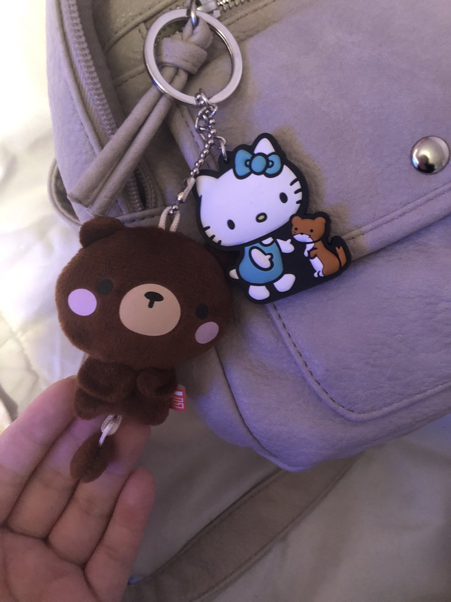 iizzybun's tweet photo. Look at what my bestie got me from Japan 🥺💗 https://t.co/EGb6mRVxCz