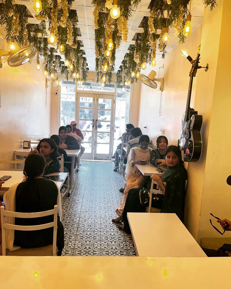 blujazzcafe's tweet photo. Wait is worth it for a delicious meal. 

Come and enjoy delicious food only at #blujazzcafe https://t.co/Upp3XOCoqr