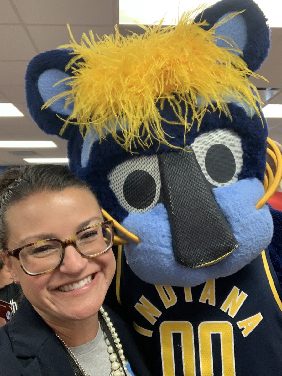 LelaSimmons19's tweet photo. Our #TeamIPS students are having a blast while learning and playing #MathHoops. I’m having a blast watching them and meeting @Pacers Boomer! https://t.co/BeC5DbUnNS