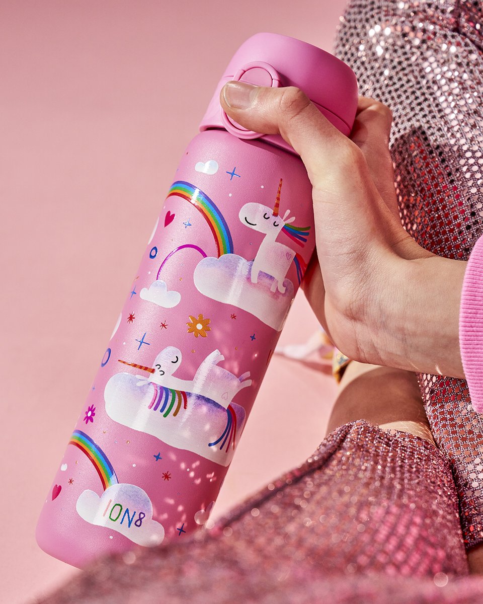 ion8leakproof's tweet image. ION8 bottles are kid-friendly champs! Perfect for school bags or lunch boxes, and we've got matching lunch bags! 🎒✨ Easy to clean and tons of cool   colours for your little ones. 🌈🥤 #KidApproved #HydrationJoy   bit.ly/TSUnicorn500ml