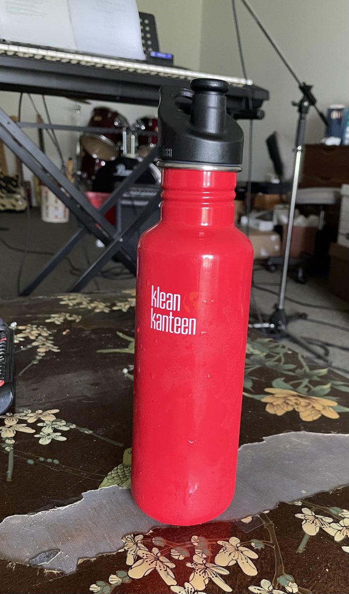 It’s #nationalwaterbottle day! Show us your water bottle! #nationalanythingday