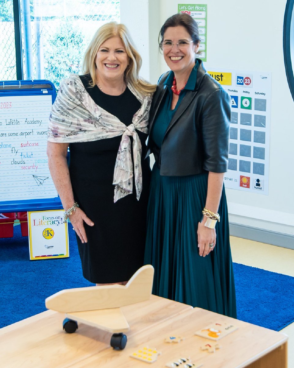PITairport's tweet photo. We're proud to announce PIT's Chief Human Capital Officer Lisa Naylor has won a C-Suite award from @pghbiztimes due to her leadership over the years, including the opening of our childcare center and workforce development program #PIT2Work. Read more: https://t.co/GmT5bI4WW2 https://t.co/YpmuoKz4MM