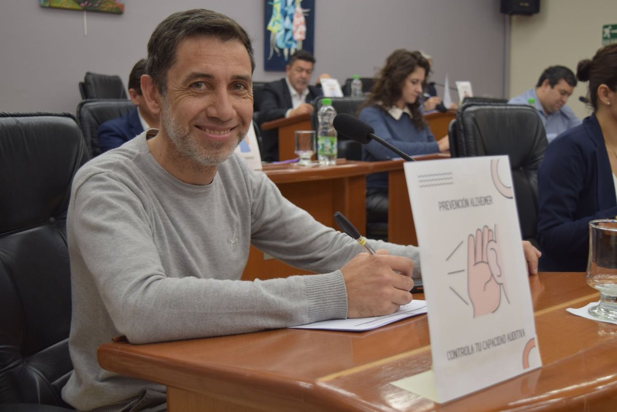 ConcejoMadryn's tweet photo. Sesión 18º #Alzheimer 

✅Los ediles hicieron alusión a la importancia de la prevención

✅Se adecuaron las ordenanzas por la tasa de bomberos.  La actualización será cuatrimestral y se aplicará en enero, abril y agosto, según el índice de precios al consumidor del 2024. https://t.co/GiWXa2jtID