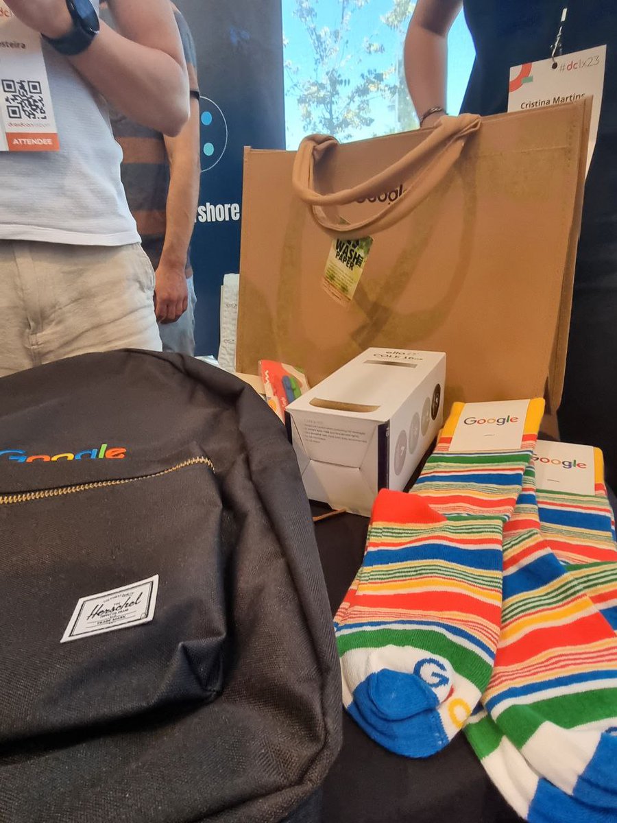 Já vieste visitar-nos na <a href="/droidconLisbon/">droidcon Lisbon</a>? 👋
Vem conhecer melhor os GDGs de Portugal, temos brindes! 🧦
#droidconlisbon #gdg #google