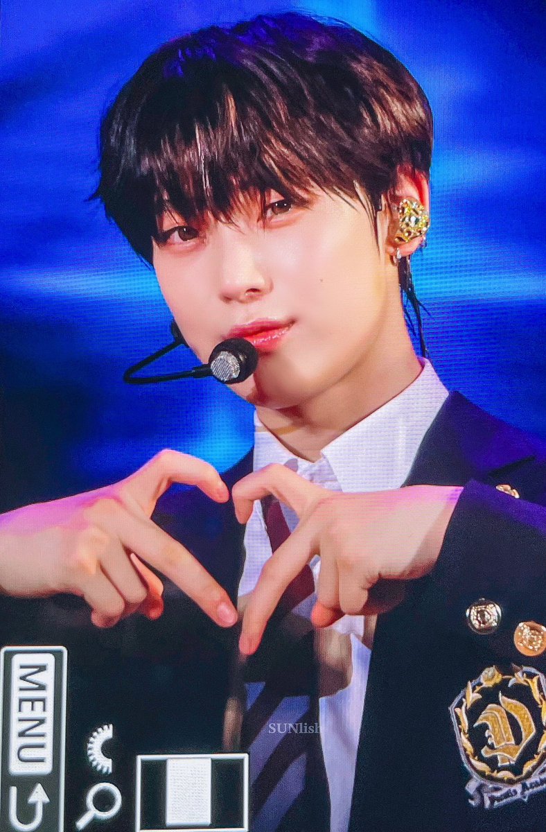 ๐๐๐๐ฅ๐ข๐ฌ๐ก tweet media