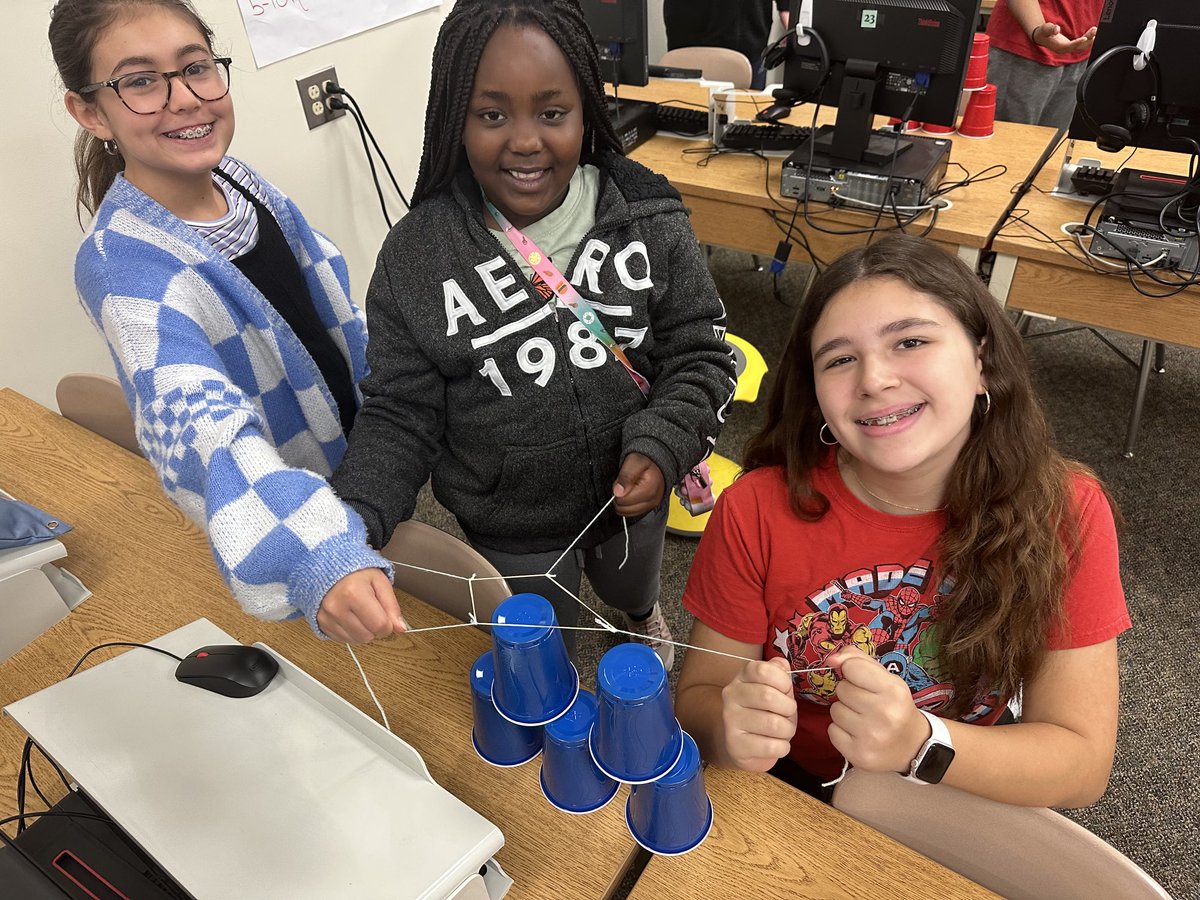 Mrs. Fiely tweet media