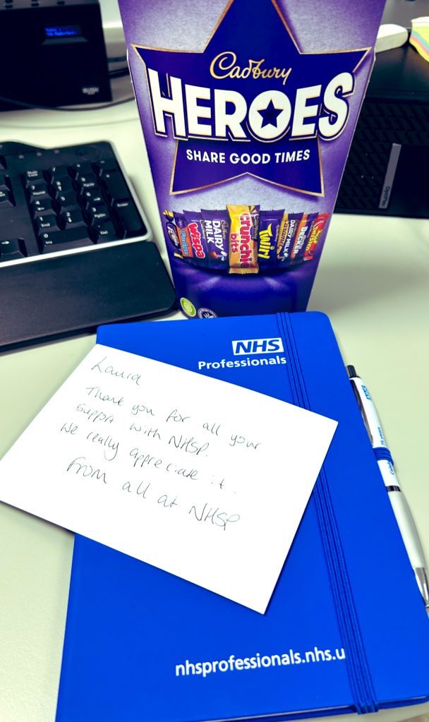 LauraSaund1's tweet photo. Very grateful for our @NHSP_UHS colleagues always! Nice little surprise 🌟 https://t.co/wD9qSiFJjH