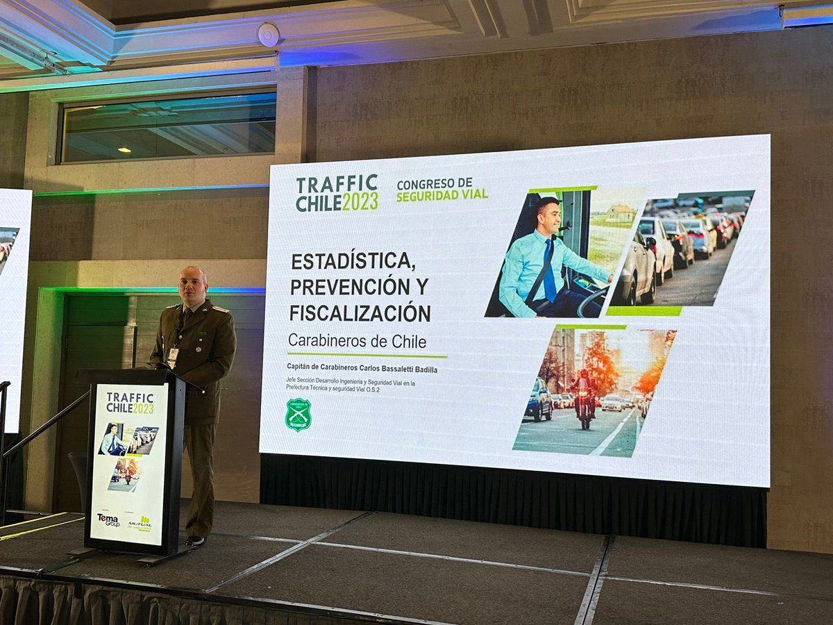 En dependencias de la <a href="/mutualcchc/">Mutual de Seguridad</a>, se celebra el Seminario Traffic Chile 🇨🇱 2023. Expone Capitán Carlos a Bassaletti de la Zona de Tránsito, Carreteras y Seguridad vial de Carabineros, con la finalidad de dar a entender la complejidad de la siniestrabilidad. #CarabinerosDeTodos