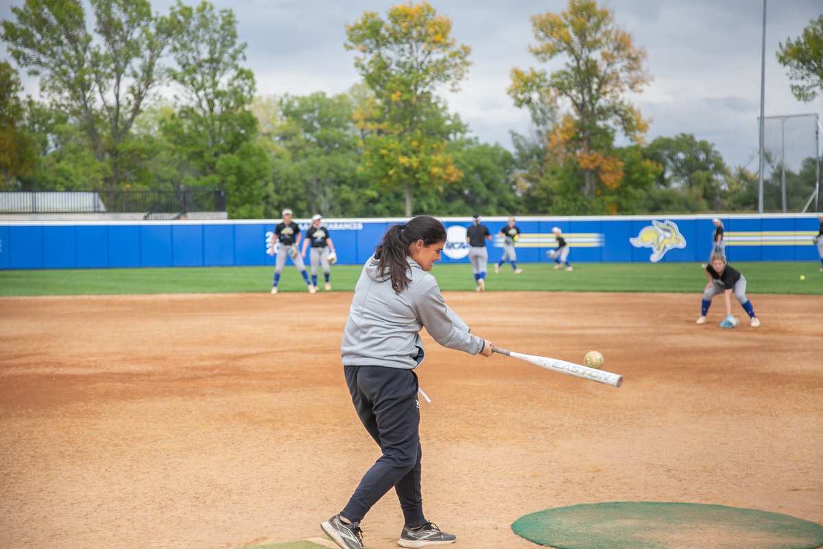 GoJacksSoftball's tweet photo. The best place to be this fall 🏠🍂

#GoJacks 🐰 https://t.co/QQLoxft7SA