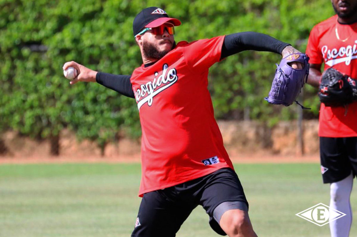 ¡Llegaron ellos!😎 Hoy se integraron Junior Lake y Victor Santos a nuestras prácticas. 🦁🔥