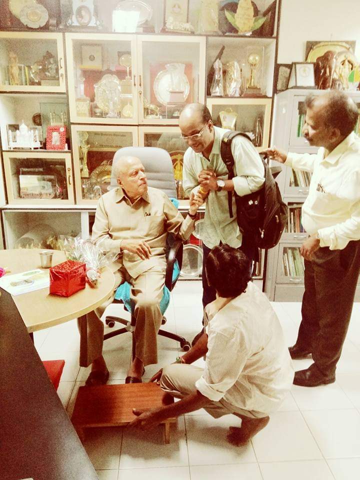 SudarshanCray's tweet photo. #RestInPeace Dr MS Swaaminathan
Father of Indian Green Revolution.
I had the opportunity having his blessings in Chennai on August 7, 2018 during the International Conference on Water held in MSSRF  premises.
#GreenRevolution
#swaminathan
#RIPDRMSSwaminathan #MSSRF https://t.co/9Du6Or84fl