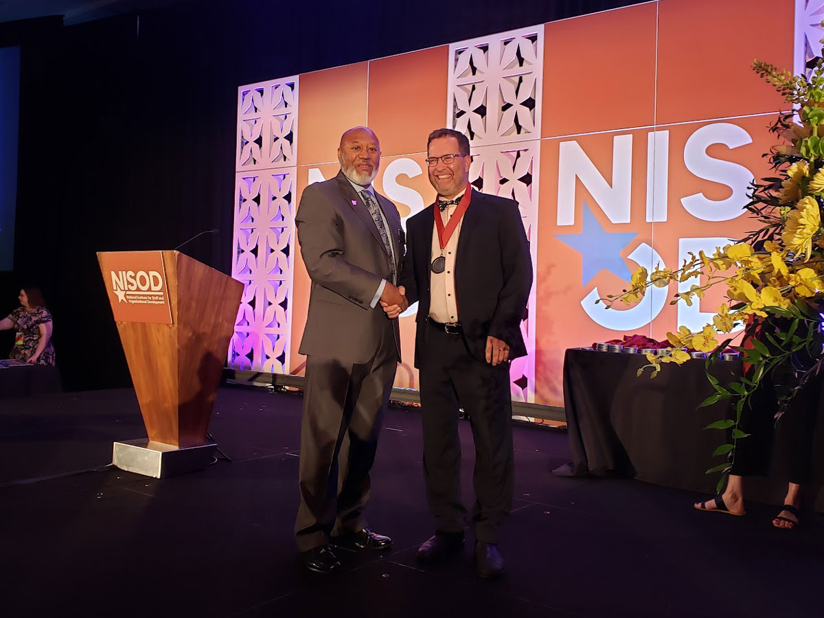 OldsCollege's tweet photo. Congratulations to instructor Bob Hoffos for being awarded the prestigious 2023 @NISOD Excellence Award by the National Institute for Staff and Organizational Development (NISOD). https://t.co/X2ekEUmEh3 https://t.co/iVYmFNcMPe