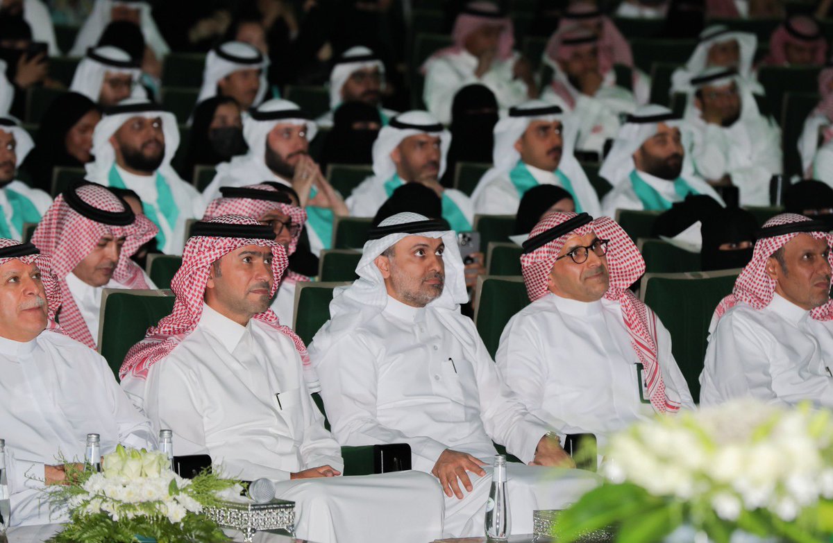Cluster2_Riyadh's tweet photo. #وزير_الصحة يدشن 10 مشاريع أكاديمية وتدريبية للرعاية الصحية في #تجمع_الرياض_الصحي_الثاني 
#واس 

https://t.co/wG95MwCsVC https://t.co/WJXRIS7xic