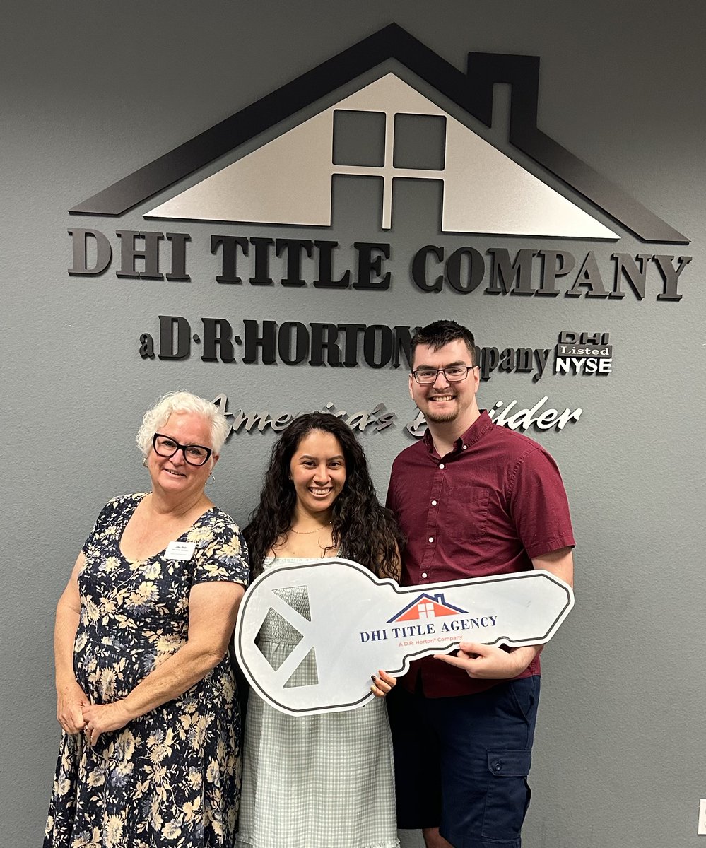 Congrats to the Lee Family! Closing on their stunning new @drhortonhome in Fort Worth! 🌟 Thank you for choosing me as your guide in this exciting homebuying adventure.#closingday📷 #fortworth #fortworthtx #drhorton #drhortonhomes #shahairrealtor #shasellsrealestate #dfwrealtor