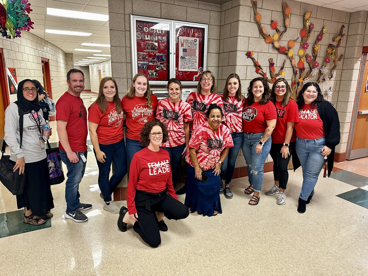 BrookSocStudies's tweet image. This department LOVES spirit days! Teacher/student swap day, twin day, and Barbie day for @HonortheRaiders #homecoming week!