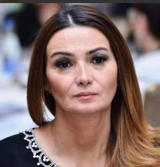 Bu qaydadı gələn gedər.
Əcəl ki var bizi güdər.
Bizim halımızdan xəbər
Soranıara salam olsun.
Ruhun şad..məkanın cənnət olsun.
Bu dünyada Cənnəti qazanan Xanım.

VƏTƏN QIZI