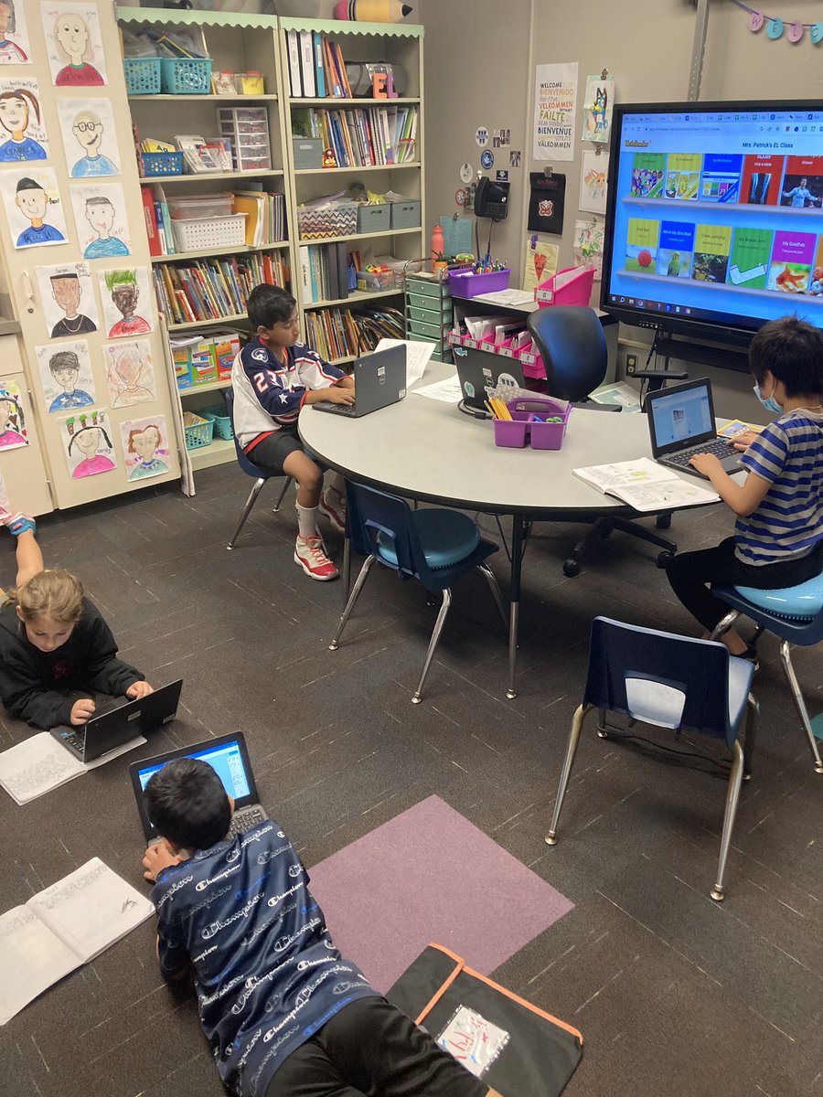 Hard at work publishing their narrative writing on WriteReader! <a href="/WoParkSharks/">Worthington Park Elementary School</a>
