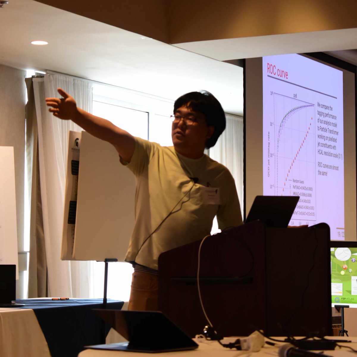 After lunch, we're diving into 'Top tagging and machine learning' by Sung Hak Lim. From top quarks to top algorithms, we're really 'tagging' along for a transformative ride! #TOPQ2023 #MachineLearning