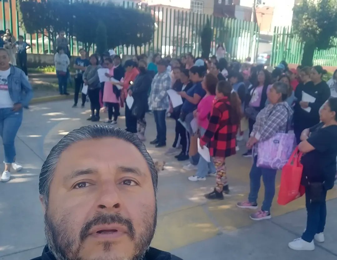 Está agradable mañana en mi querido #Lerma platique con mis amigas y vecinas que hoy forman parte de este gran equipo de #Delmacistas y disfrutaron un poco de actividad física.

En el #Distrito4 cada día somos más y seguiremos visitando las comunidades.

Bendecida tarde!! 🙏🤟