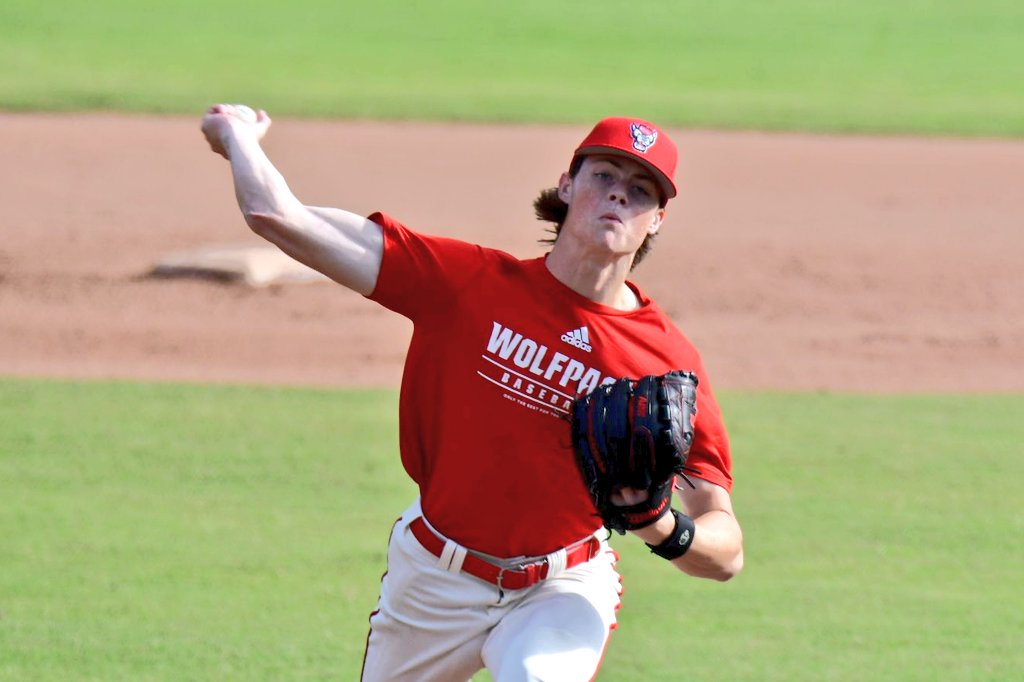 Catching some fall ball at <a href="/NCStateBaseball/">#Pack9 ⚾️</a>, getting a look at 2 of the exciting freshman arms in this standout #Pack9 recruiting class. RHP Jacob Dudan (pictured) pumping 93-95 heat with a good tight power slider spinning into 2900s. LHP Ryan Marohn 90-92 w/feel for 2 offspeeds.