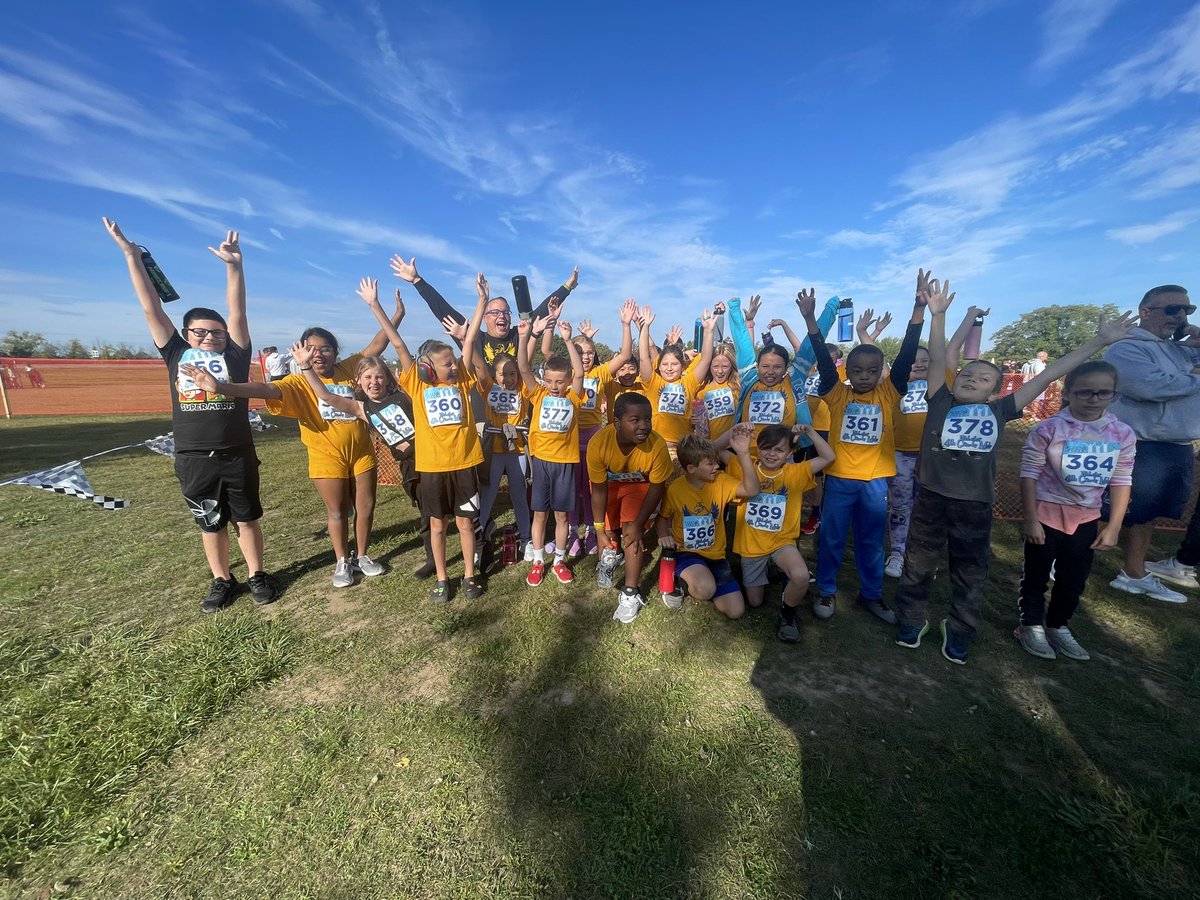 We had an amazing time at the 4th Grade fun run!