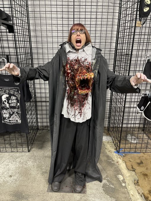 How I feel getting on social media and everyone arguing about horror movies&hellip;&hellip; 🤣😂🤘🏻 #chestburster #nightmaretoys<a href="/tag/horror"class="tags"><span>#horror</span></a><a href="/tag/nightmaretoys"class="tags"><span>#nightmaretoys</span></a><a href="/tag/chestburster"class="tags"><span>#chestburster</span></a>