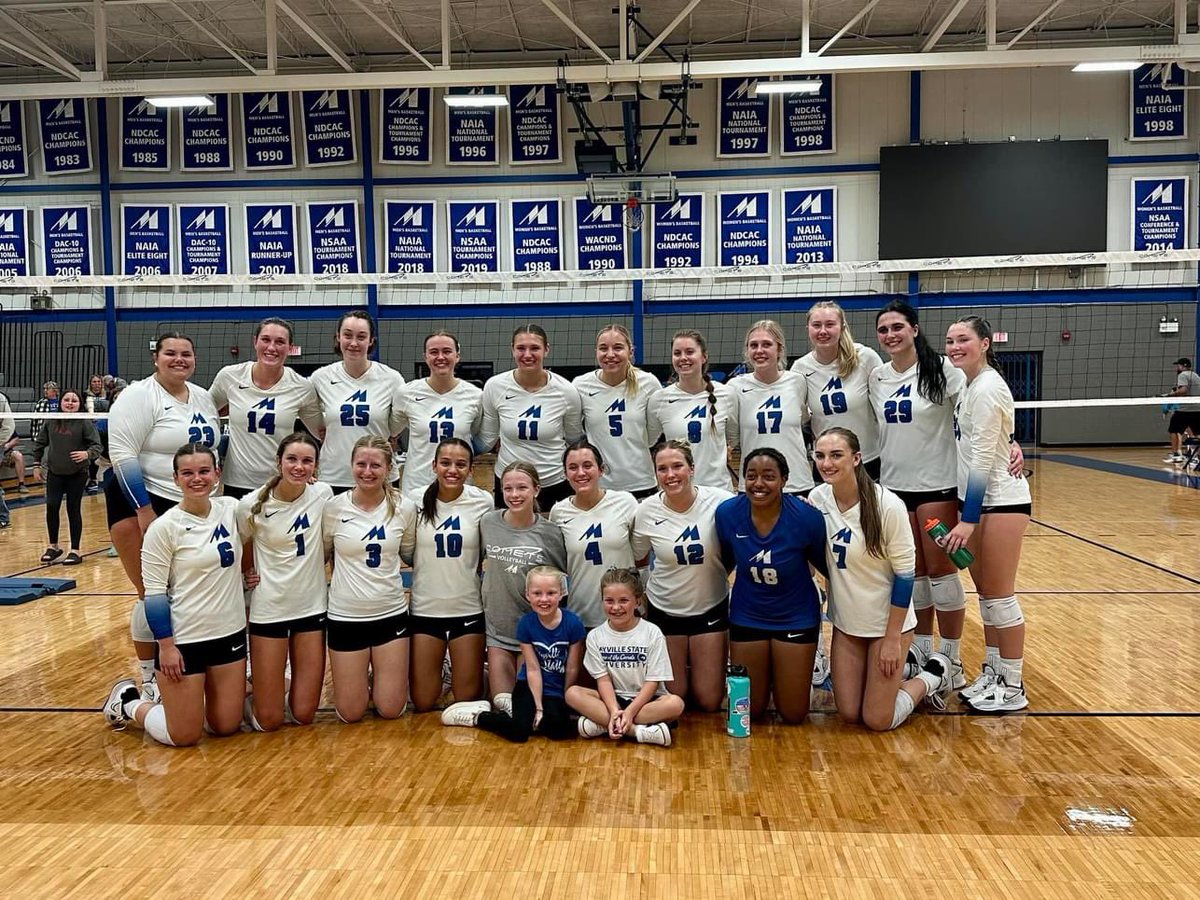 Comet Athletics tweet media