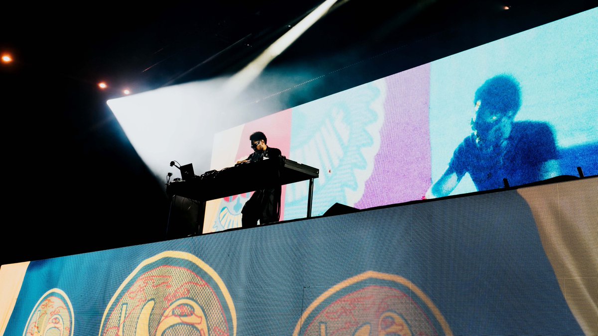 notchvfx's tweet image. “This album speaks for itself, and with Notch, we could easily make visuals that stood out and complemented the high quality of the songs and our rendered 3D content," says Jaycob Luque, Creative &amp;amp; Technical Director at MJL Visions, about their work for KAYTRAMINÉ (@KAYTRANADA &amp;amp;…