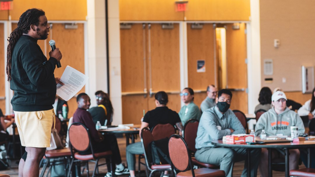 clesportsummit's tweet photo. Thank you to all the college-level administrators, students, coaches and athletes who participated in our LGBTQIA+ Athlete Advocacy Event on Tuesday. We had great conversations about safe work environment for LGBTQIA+ on college campuses. 💞👏

#CLESportSummit #LGBTQIA #Diveristy https://t.co/3dN4JAT6EA